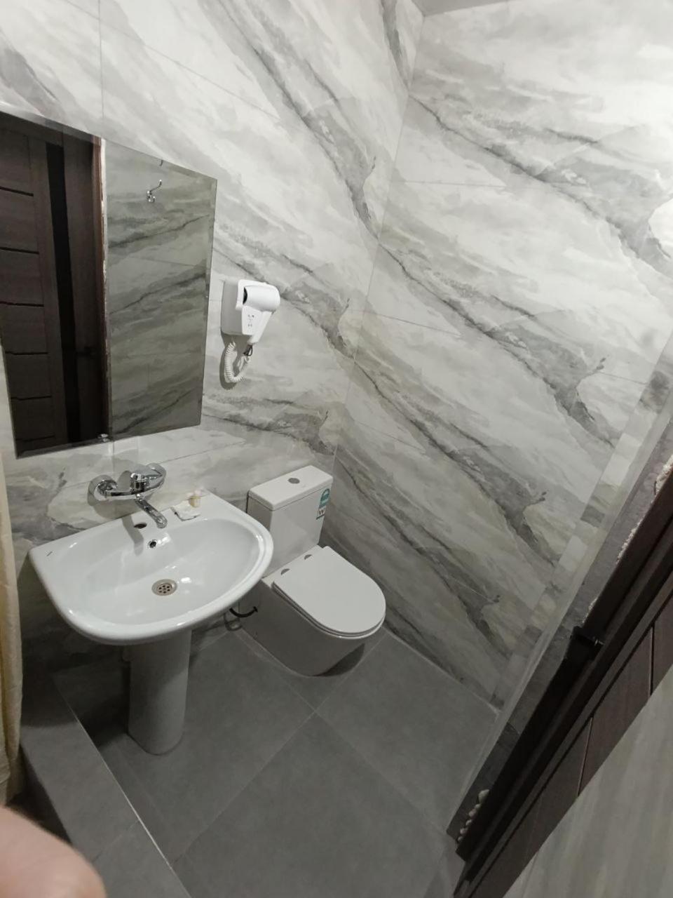 Safar Hotel Ташкент Экстерьер фото